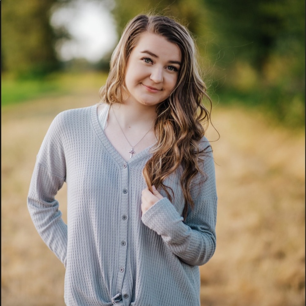 Meet your Posher, Abby